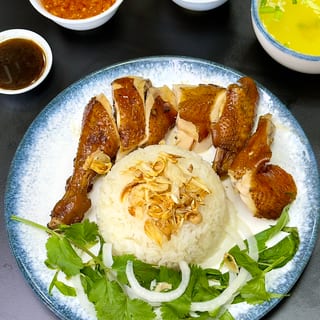 21. Xôi Gà Rôti